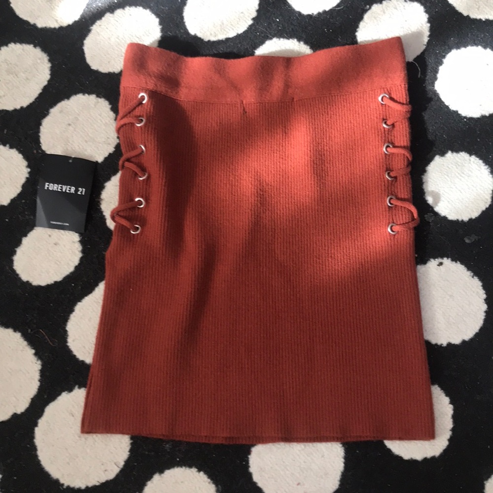 Orange tight skirt